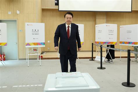 韓國總統下場|對尹錫悅的「審判」：韓國執政黨在國會選舉中慘敗